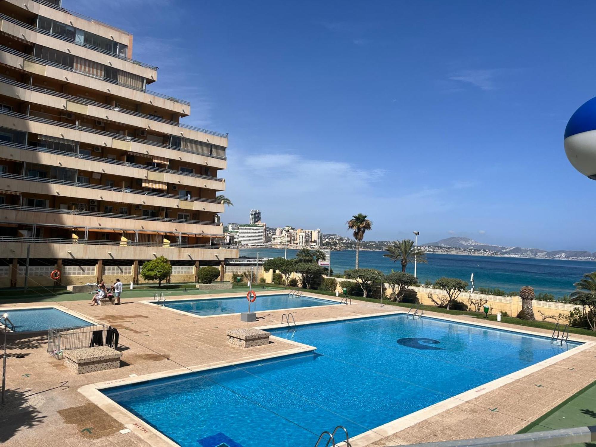 Calpe Apartamento Lujoso 30M De La Playa A Estrenar Wifi Aire Piscina Exterior photo